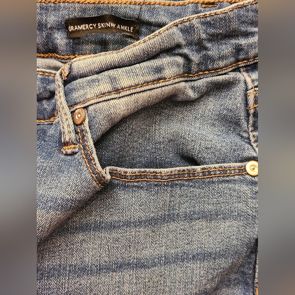 Nine West size 10 blue jeans 👖 - Picture 2 of 11